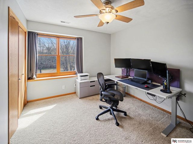 6821 N 16Th Street, Lincoln, NE 68521