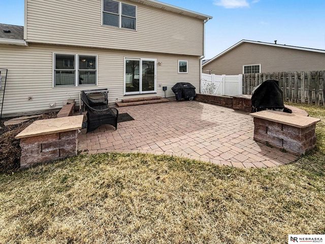 6821 N 16Th Street, Lincoln, NE 68521