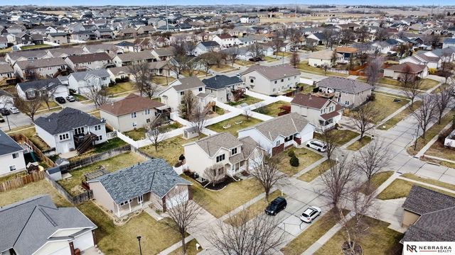 6821 N 16Th Street, Lincoln, NE 68521