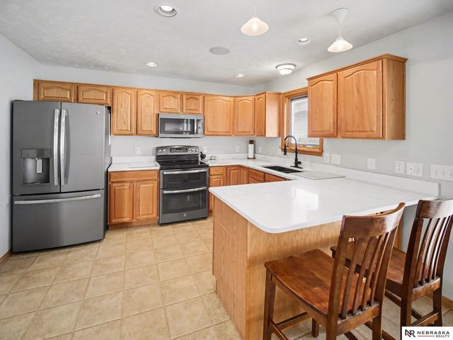 6821 N 16Th Street, Lincoln, NE 68521