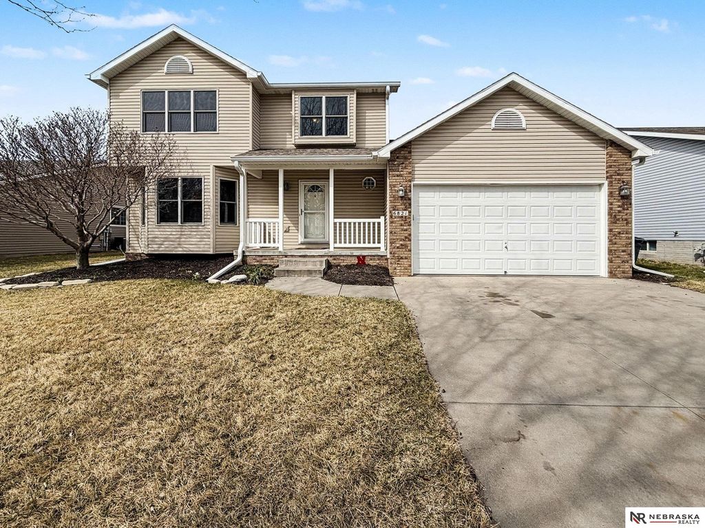 6821 N 16Th Street, Lincoln, NE 68521