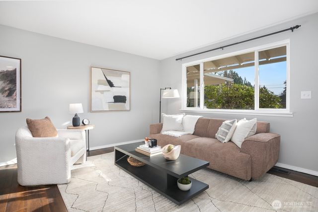 4106 SE 3rd Place, Renton, WA 98059