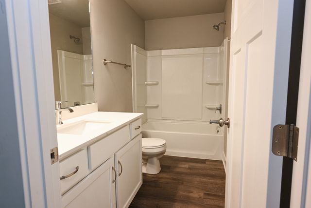 2819 Kestrel Street, Norwalk, IA 50211