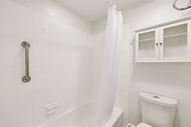 723 Skynob Drive, Ann Arbor, MI 48105