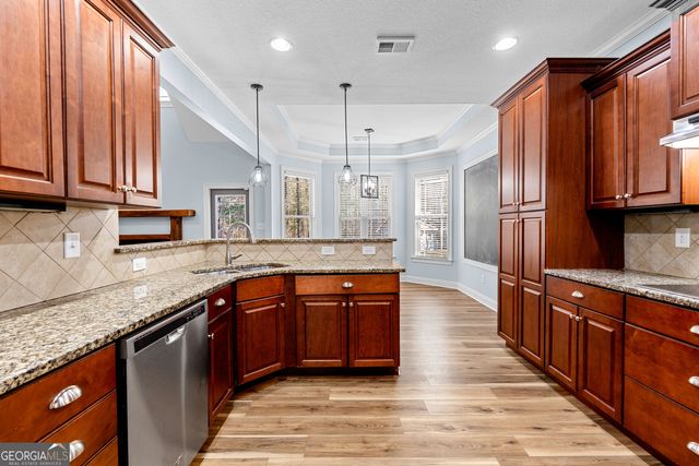 104 Hidden Springs Drive, Lagrange, GA 30240