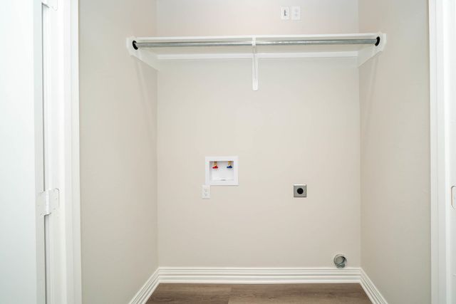 1425 Page Valley Cir, Longview, TX 75601