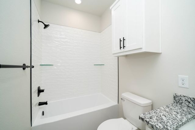 1425 Page Valley Cir, Longview, TX 75601