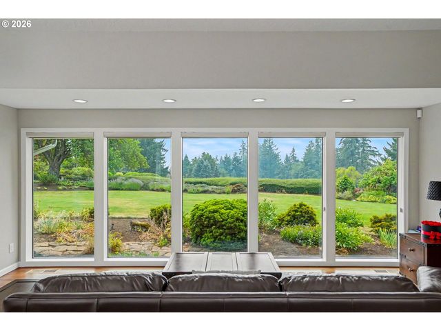 3021 CONCOMLY Rd S, Salem, OR 97306
