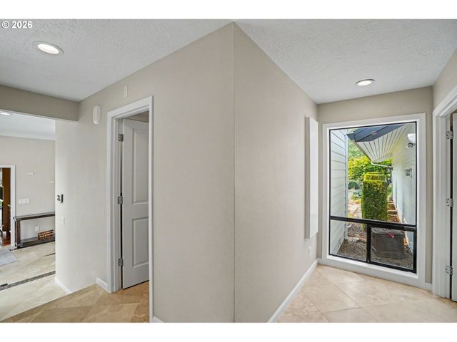 3021 CONCOMLY Rd S, Salem, OR 97306