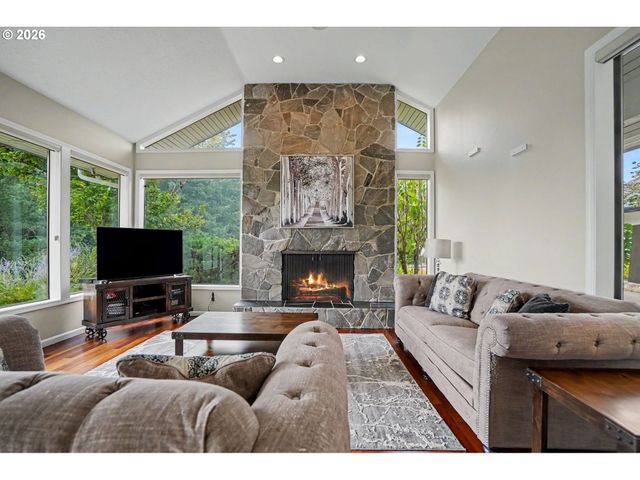 3021 CONCOMLY Rd S, Salem, OR 97306