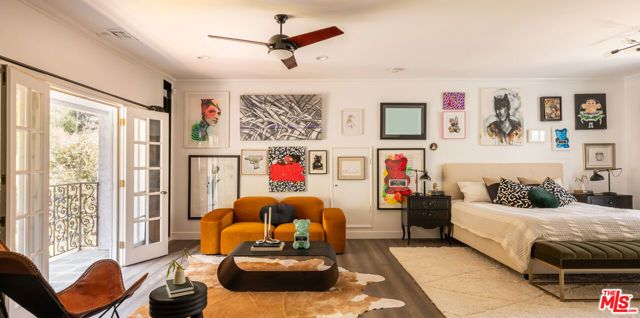 3891 Sepulveda Boulevard, Sherman Oaks, CA 91403