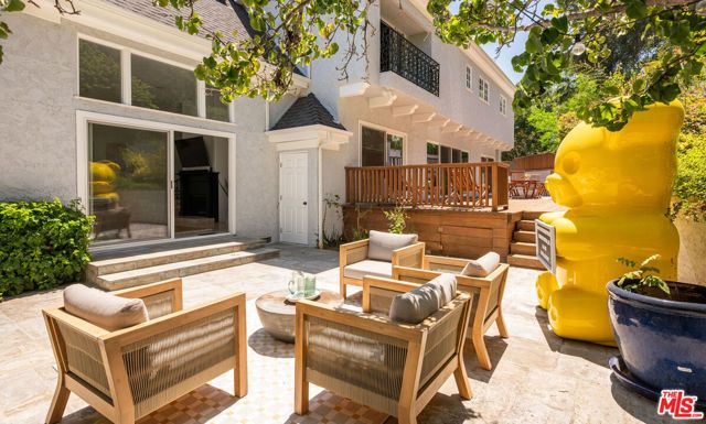 3891 Sepulveda Boulevard, Sherman Oaks, CA 91403