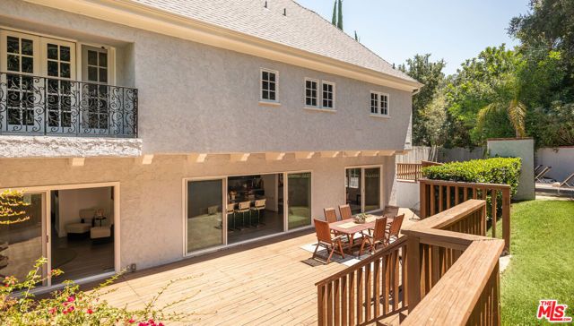 3891 Sepulveda Boulevard, Sherman Oaks, CA 91403