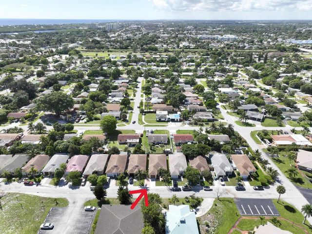 416 Circle Drive S, Boynton Beach, FL 33435