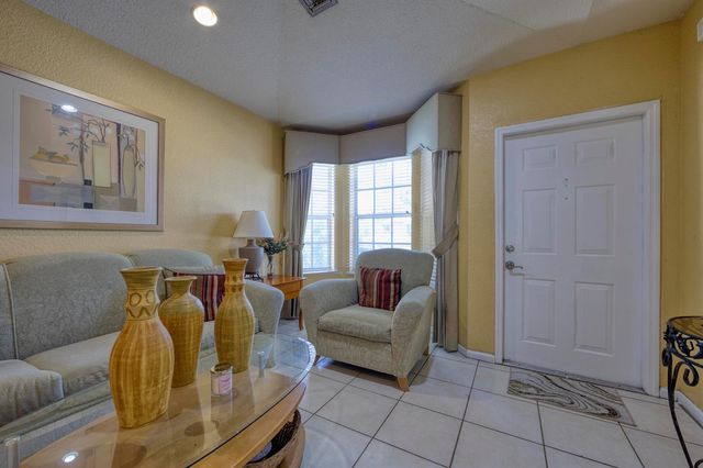 416 Circle Drive S, Boynton Beach, FL 33435