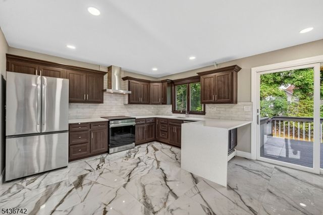 11 Franklin St, Mahwah Twp., NJ 07430