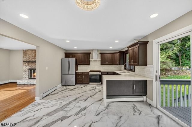 11 Franklin St, Mahwah Twp., NJ 07430