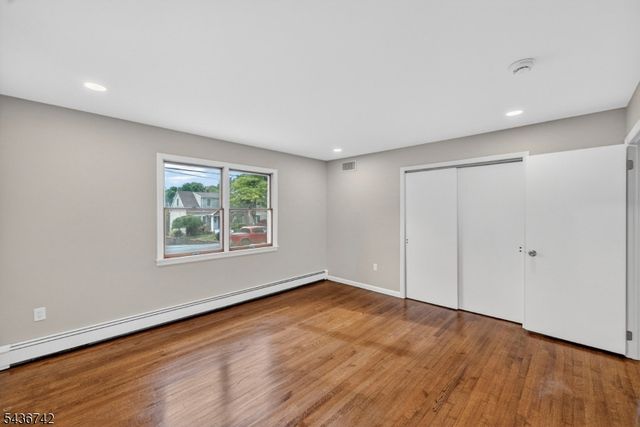11 Franklin St, Mahwah Twp., NJ 07430