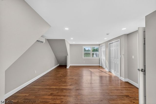 11 Franklin St, Mahwah Twp., NJ 07430