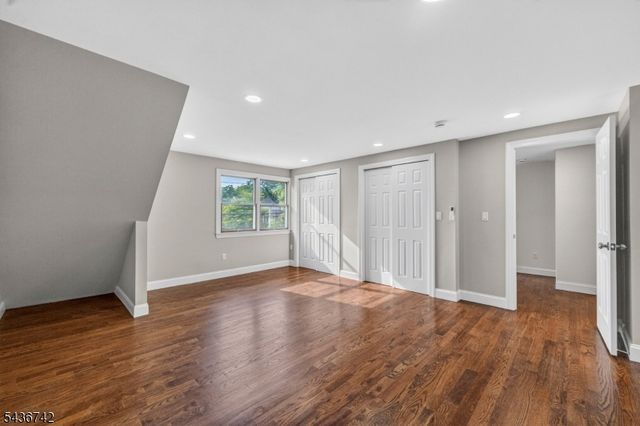 11 Franklin St, Mahwah Twp., NJ 07430
