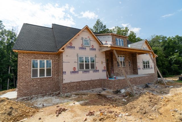 7037 Hall Rd, Greenbrier, TN 37073