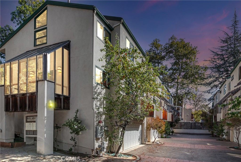 670 Chorro Street E, San Luis Obispo, CA 93401