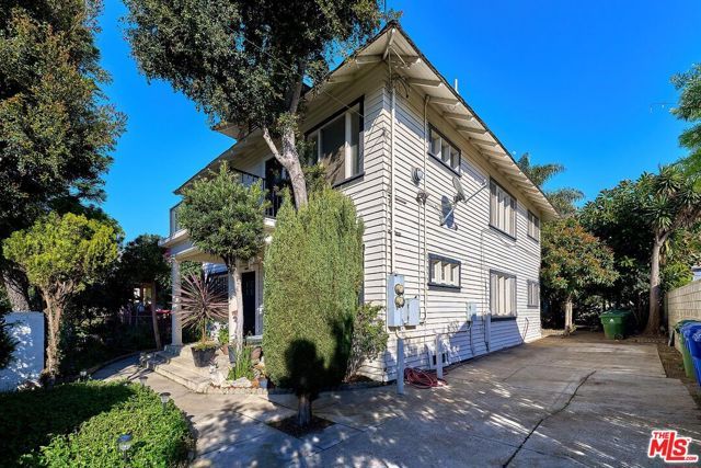 1228 S Catalina Street, Los Angeles, CA 90006