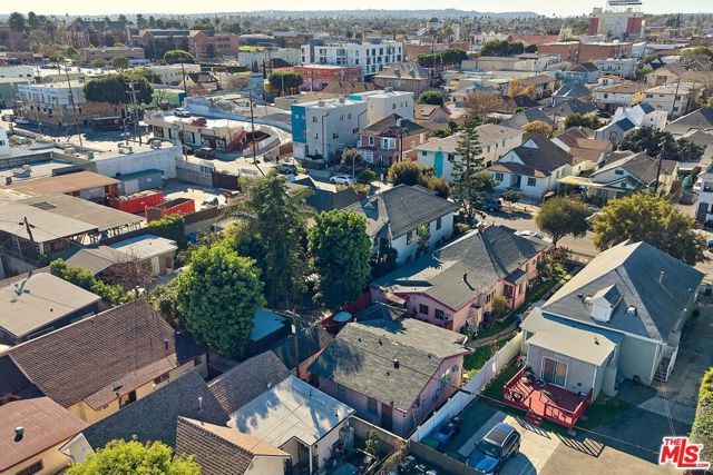 1228 S Catalina Street, Los Angeles, CA 90006