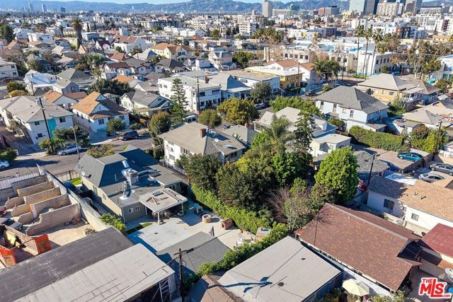 1228 S Catalina Street, Los Angeles, CA 90006