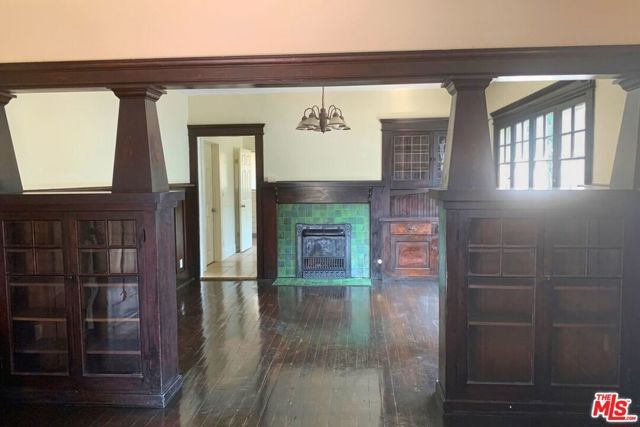 1228 S Catalina Street, Los Angeles, CA 90006