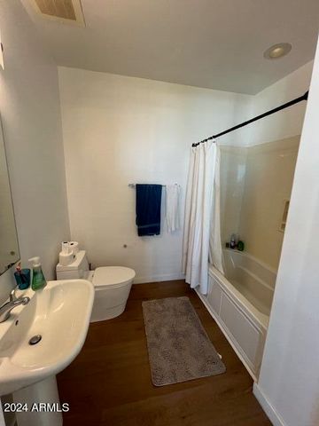 1 E LEXINGTON Avenue 609, Phoenix, AZ 85012