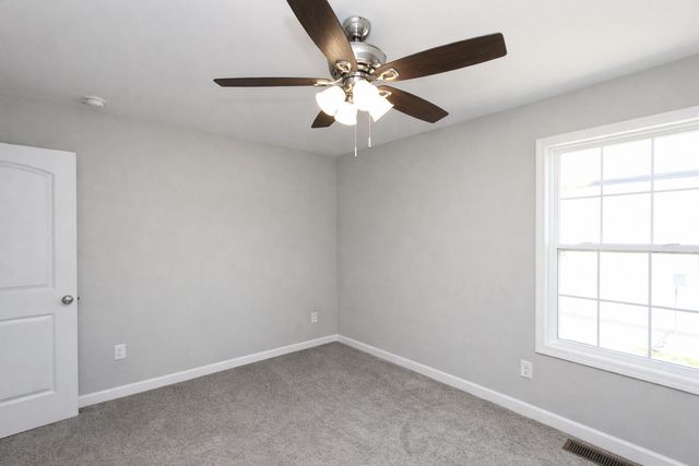 202 Charles Carr Drive, Harrodsburg, KY 40330