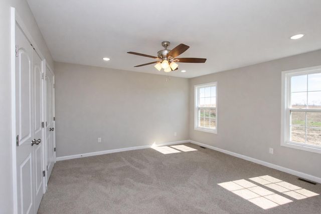 202 Charles Carr Drive, Harrodsburg, KY 40330