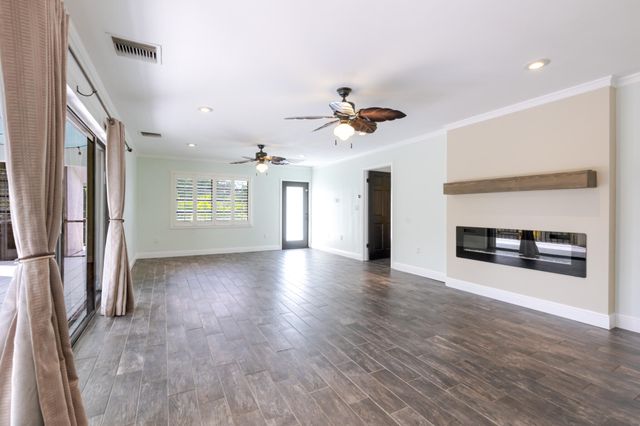 S 110 Bahama Drive, Duck Key, FL 33050