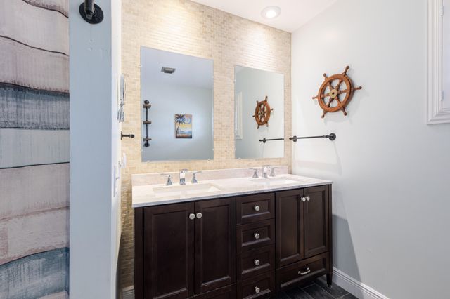 S 110 Bahama Drive, Duck Key, FL 33050