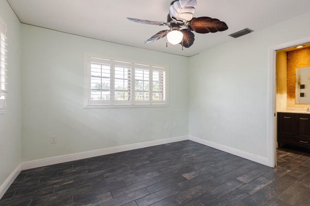 S 110 Bahama Drive, Duck Key, FL 33050