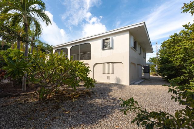 S 110 Bahama Drive, Duck Key, FL 33050