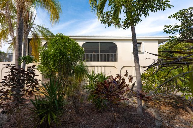S 110 Bahama Drive, Duck Key, FL 33050