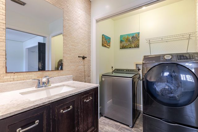 S 110 Bahama Drive, Duck Key, FL 33050