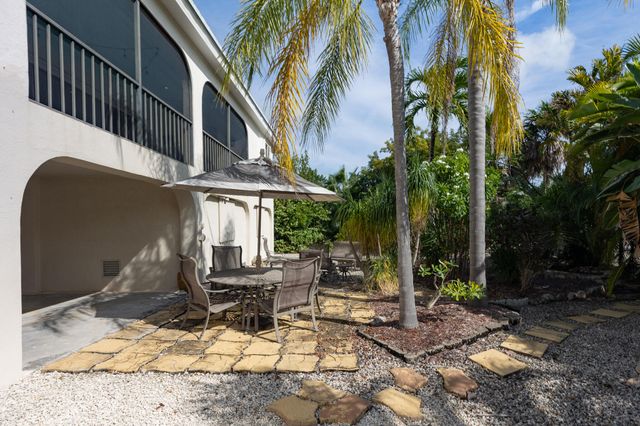 S 110 Bahama Drive, Duck Key, FL 33050