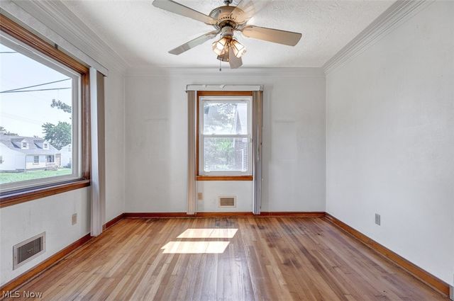 3203 Oakdale Avenue, Lorain, OH 44055