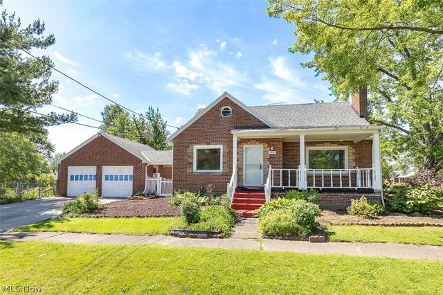 3203 Oakdale Avenue, Lorain, OH 44055