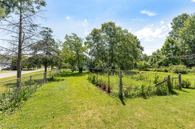 3203 Oakdale Avenue, Lorain, OH 44055