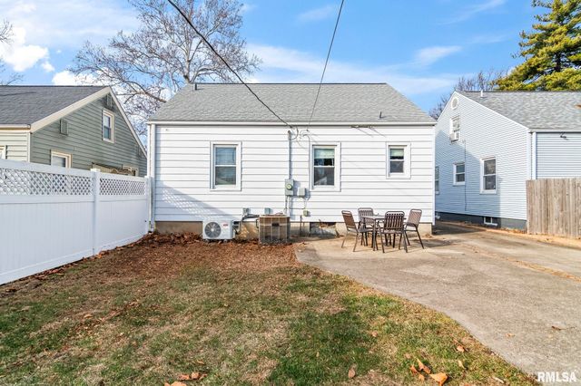 1824 N 22ND Street, Springfield, IL 62702