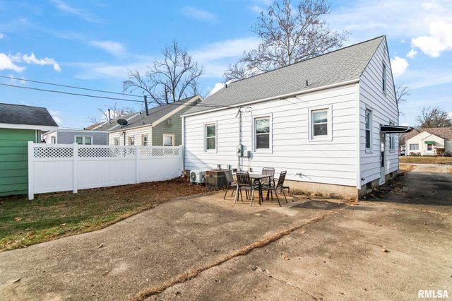 1824 N 22ND Street, Springfield, IL 62702