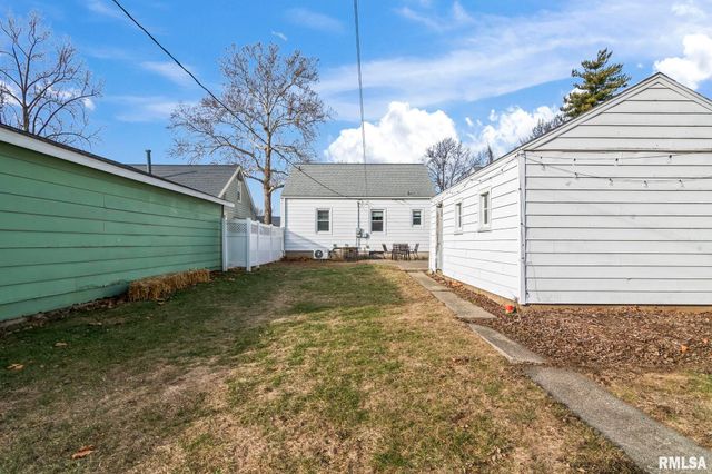 1824 N 22ND Street, Springfield, IL 62702