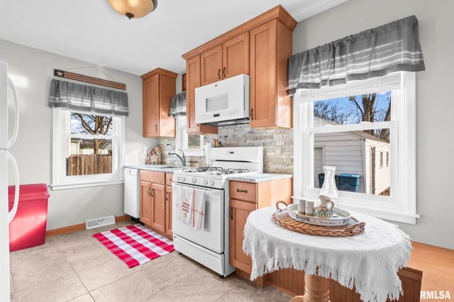 1824 N 22ND Street, Springfield, IL 62702