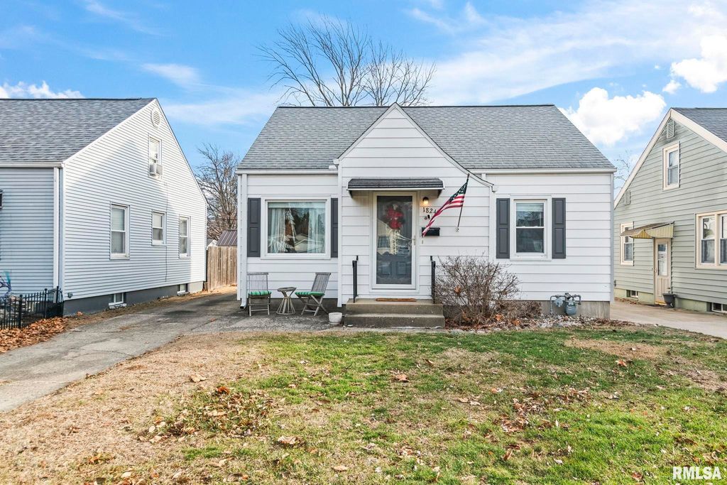 1824 N 22ND Street, Springfield, IL 62702