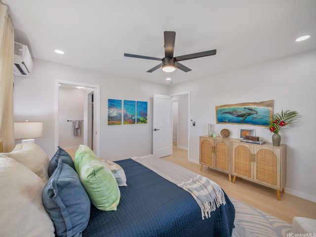 98-1743 Ulu Street, Aiea, HI 96701