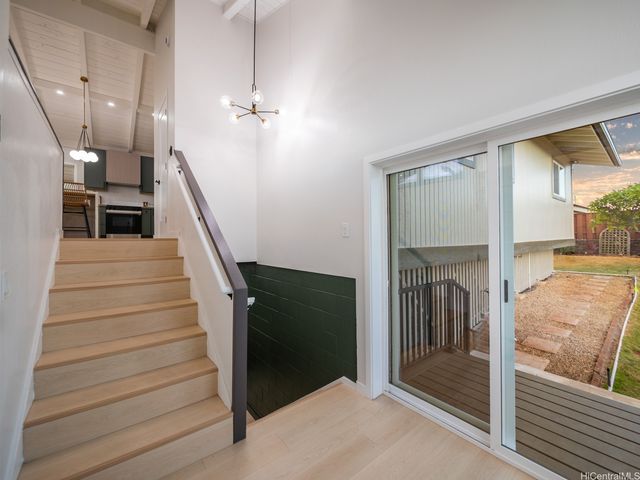 98-1743 Ulu Street, Aiea, HI 96701